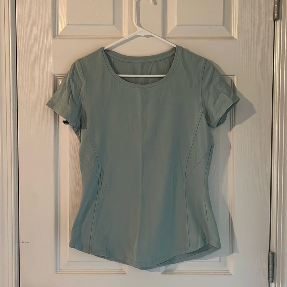Balance Athletica athleisure top size L